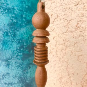 Back to Nature — A 100% Natural Wood Pendulum for Energy Healing and Manifestation